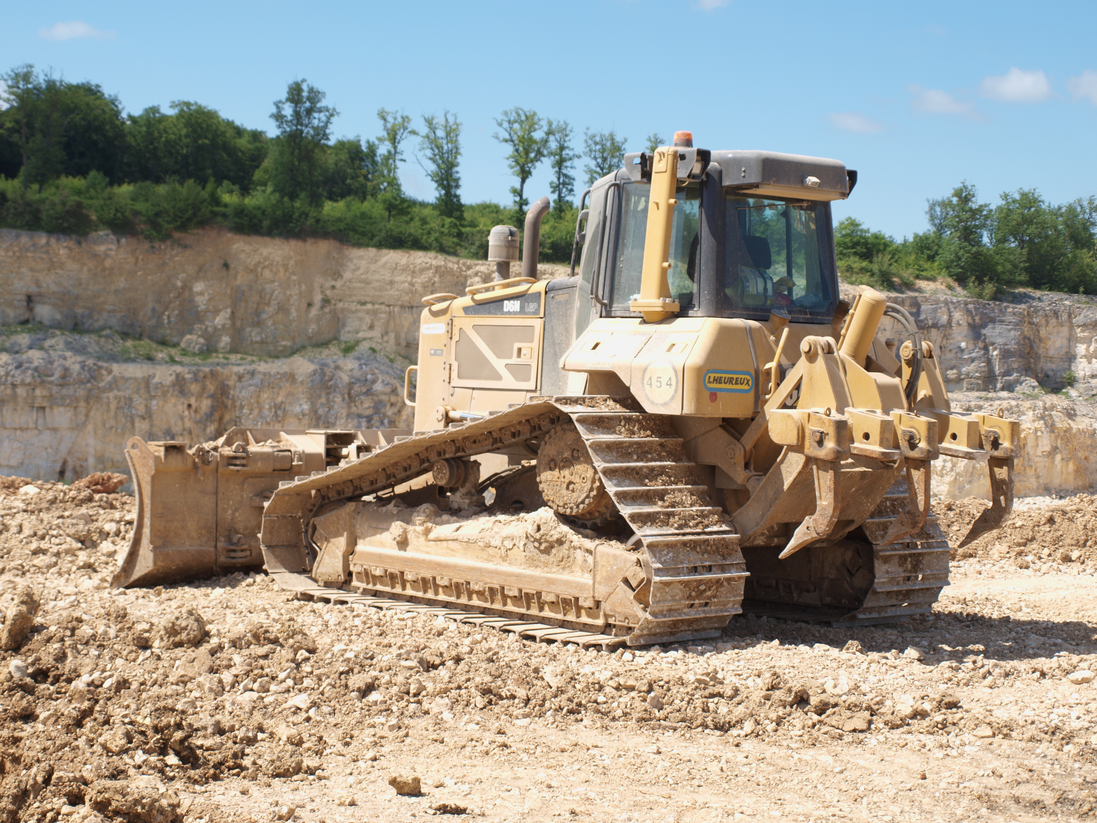 CAT D6K2 LGP